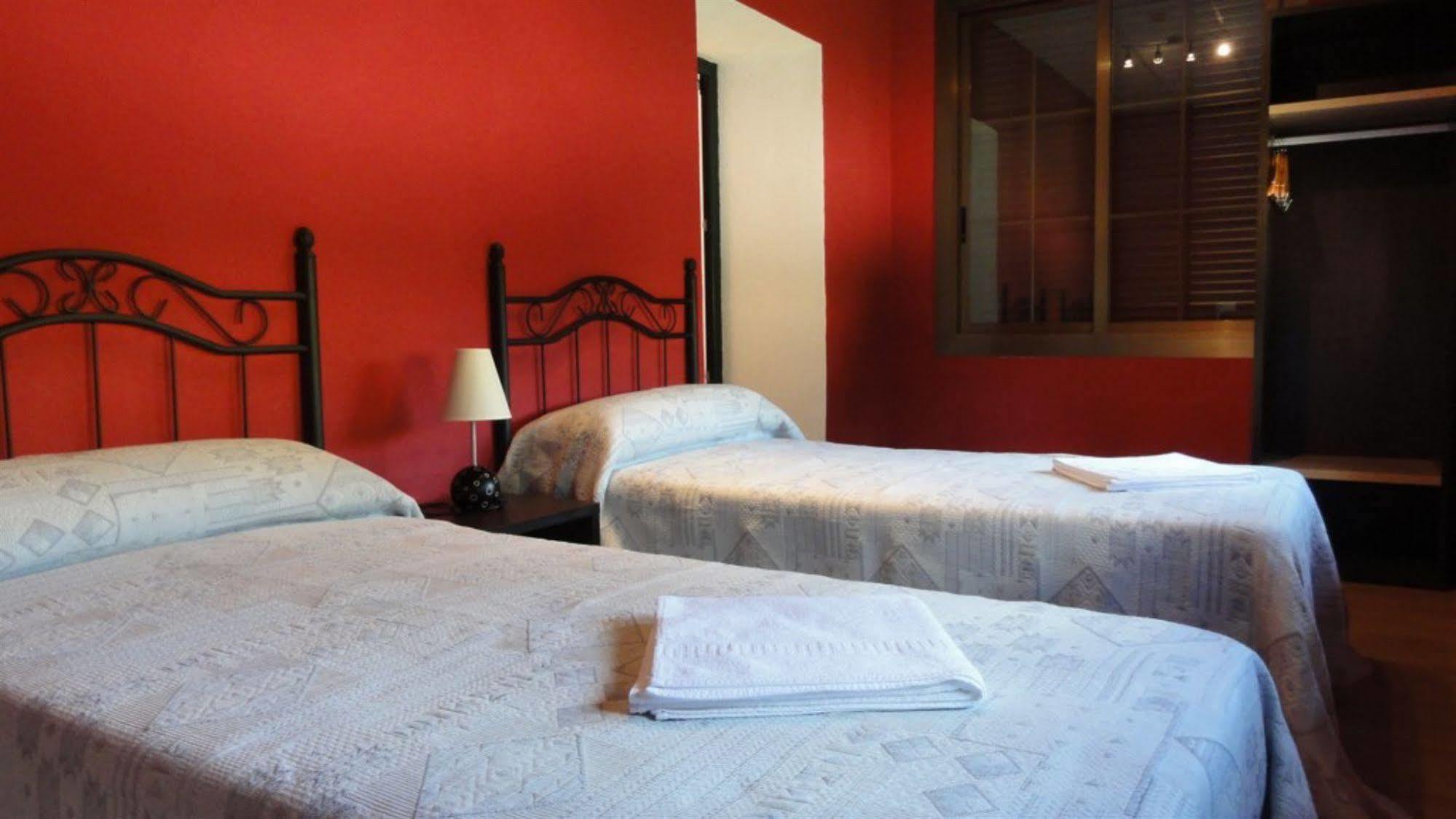 سانتا كولوما دي فارنرس Aparthotel Can Gallart المظهر الخارجي الصورة